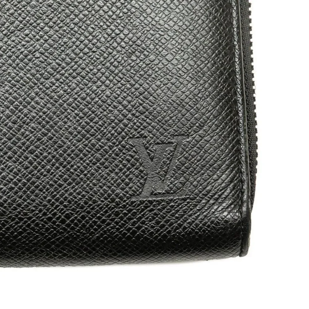Louis Vuitton Zippy Organizer Taiga Long Wallet